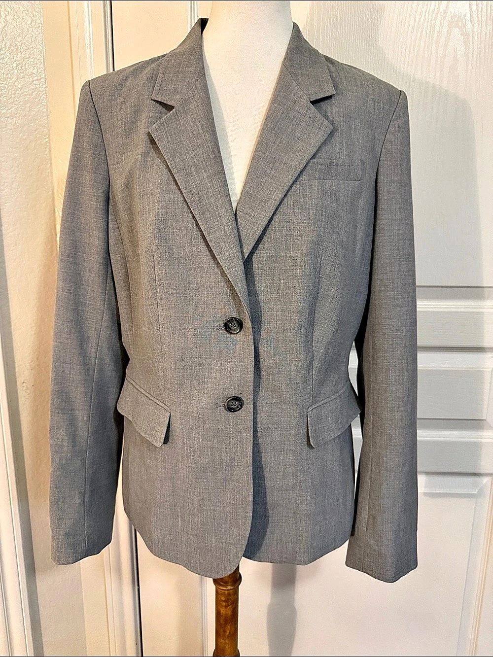 The Limited Gray Tailored Lined Blazer Size 12